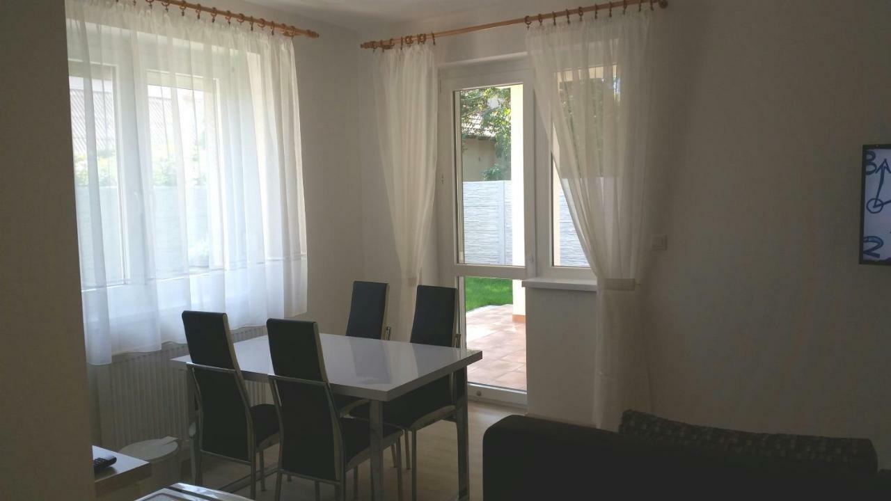 הוילה Veľký Meder Rekreacny Dom Flora מראה חיצוני תמונה